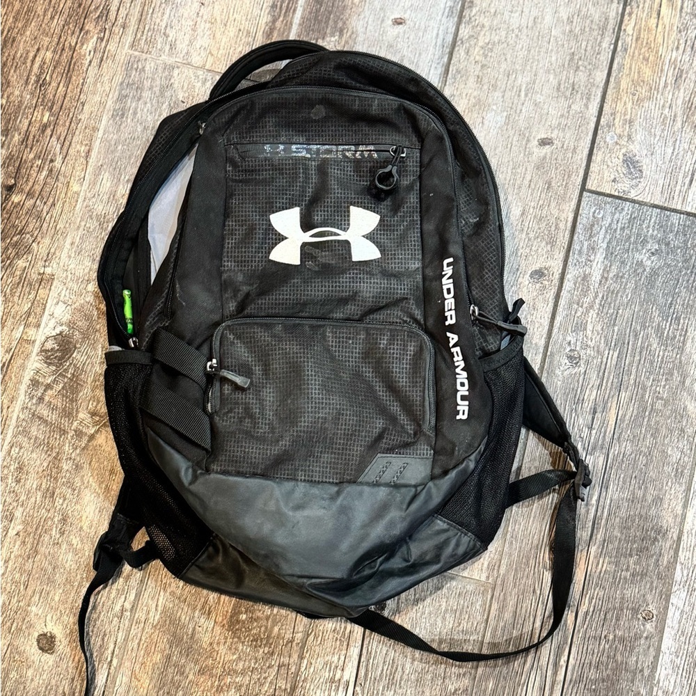 Under Armour Backpack - Picture 1 of 5